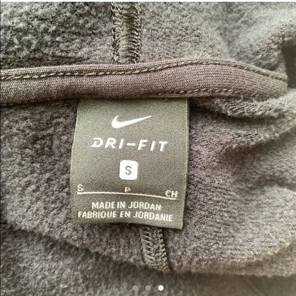 Nike cropped sweater - Picture 3 of 3